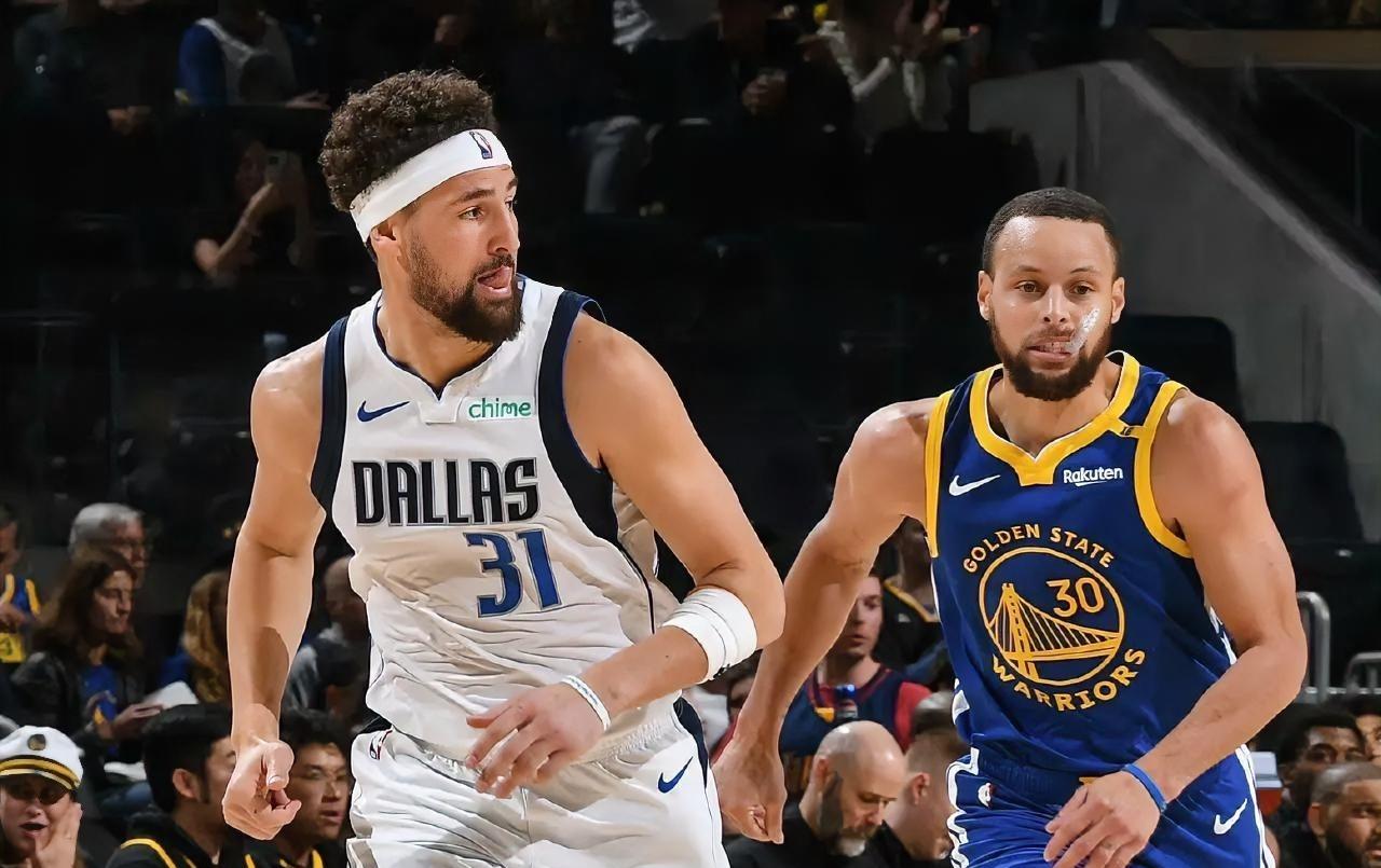 克莱·汤普森的首发位置，可能保不住了。
圣诞夜，库里用一记三分杀死比赛。
但看过