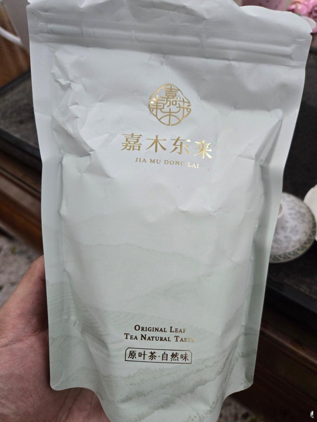 胖东来茉莉飘雪真的很好喝，好浓的花香，不用担心有香精 