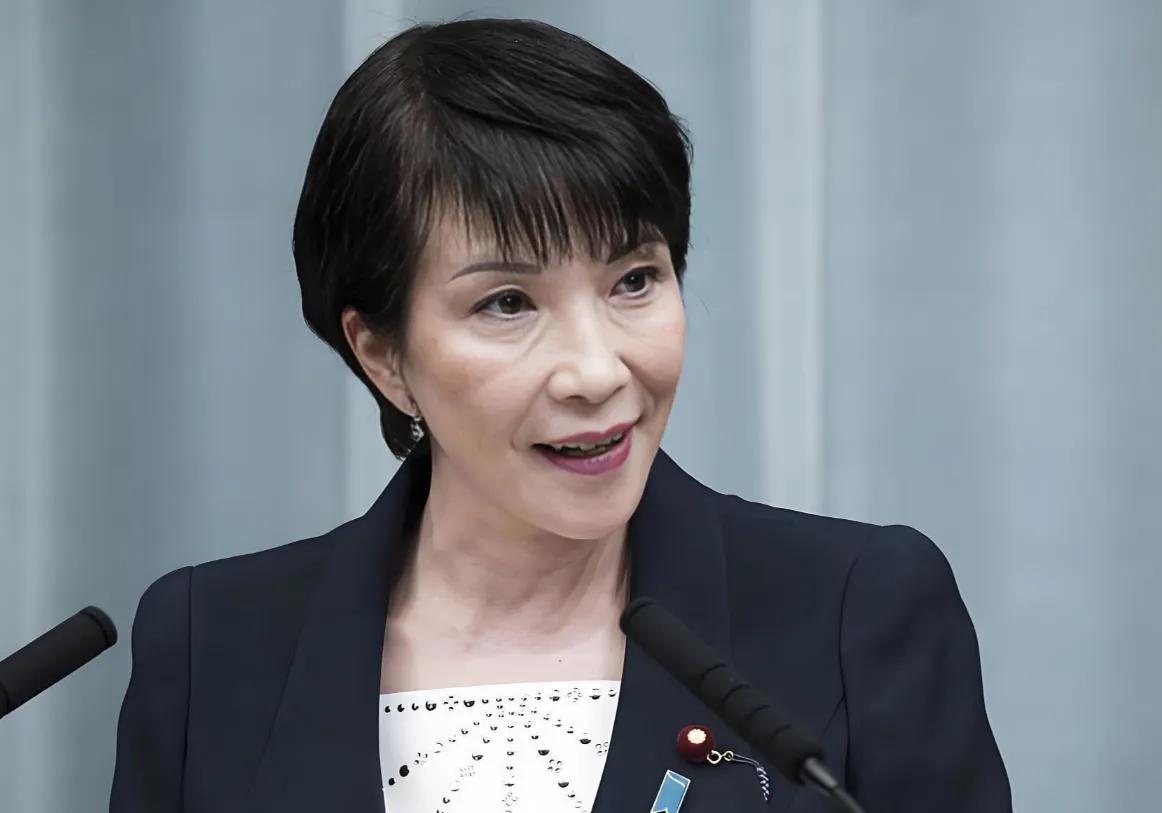 日本高层抵华，中国的安排绝了！高市早苗决定：找中国的友国来帮帮忙。
 
近期日本