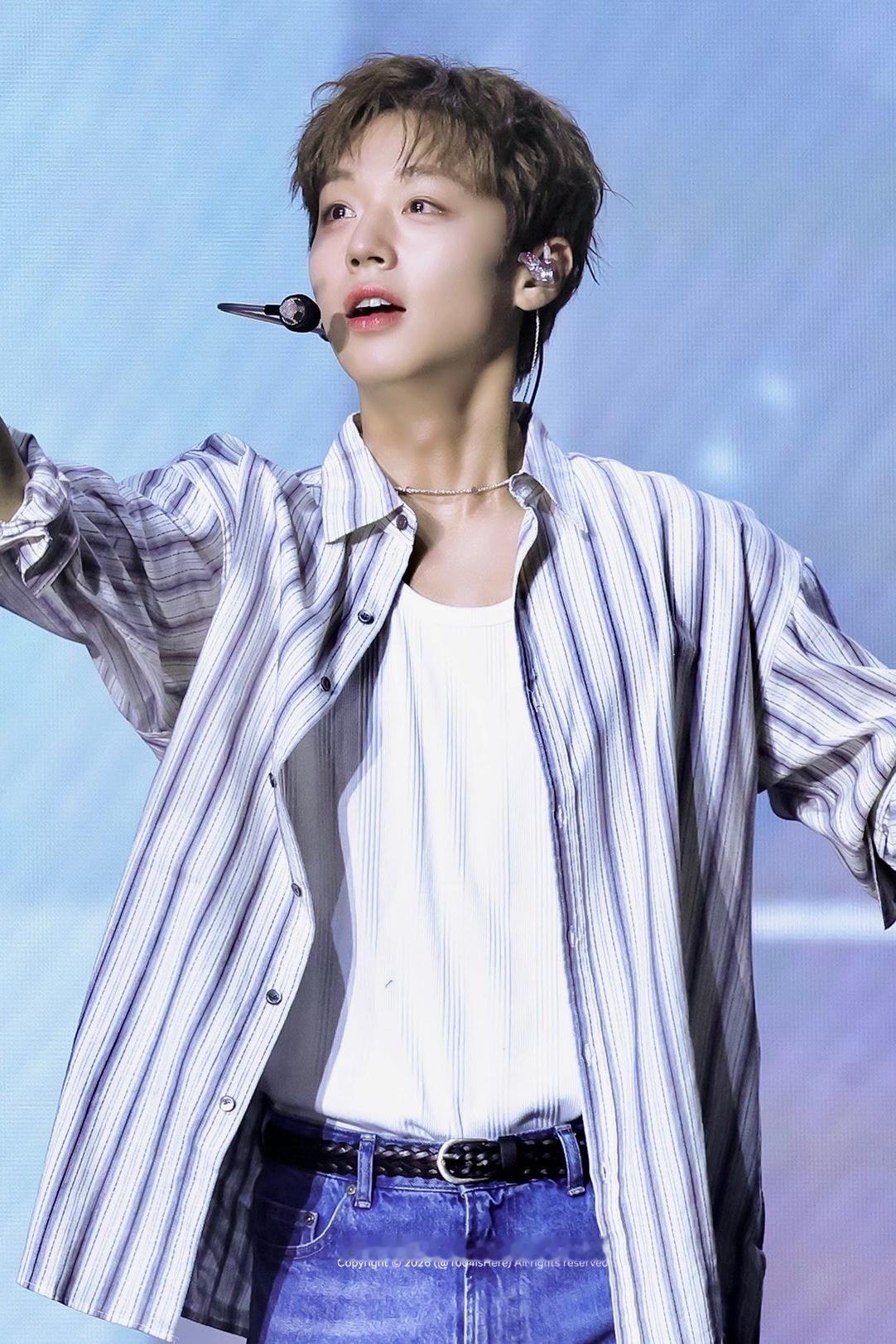朴志训💕朴志训安利商社 260531 首尔FANCON DAY2 饭拍高清图©