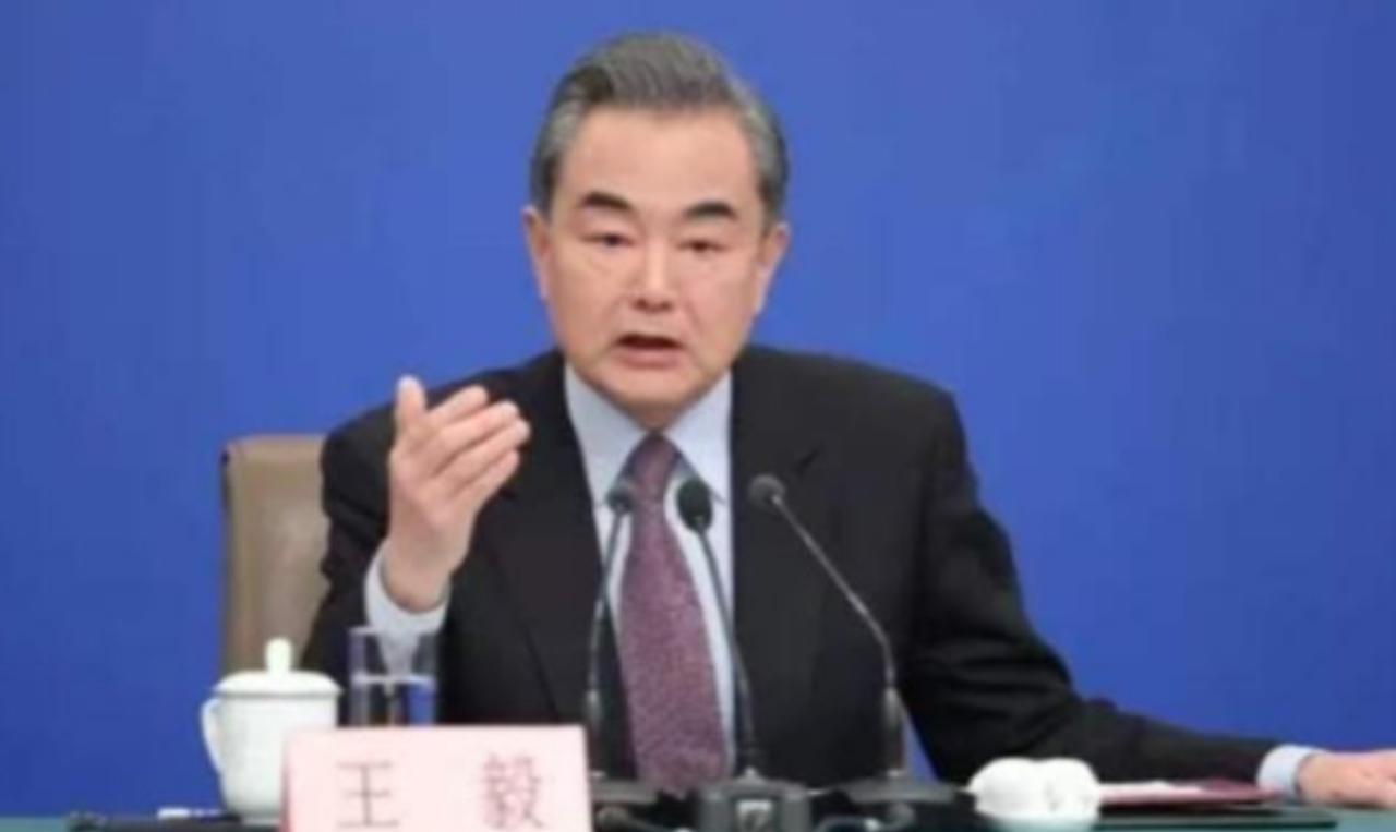 有些人总是听不懂人话，非要把宽容当成软弱，把克制当成可欺，既然给脸不要脸，那就彻