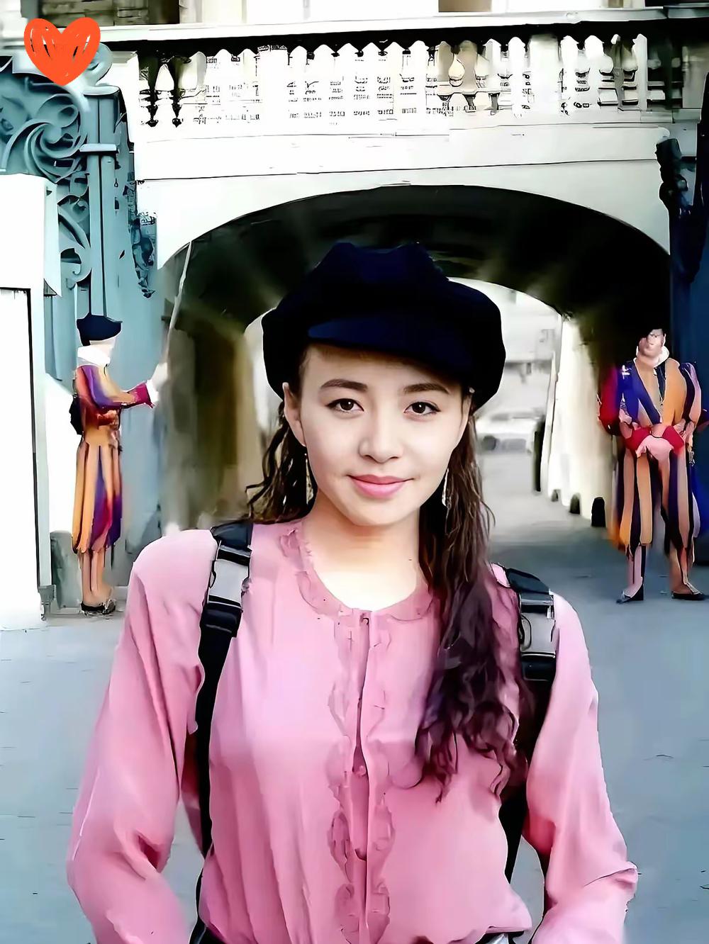 屠洪刚这波“反向赢钱”，才是真爷们的顶级体面吧？

       宋丹丹当年在云