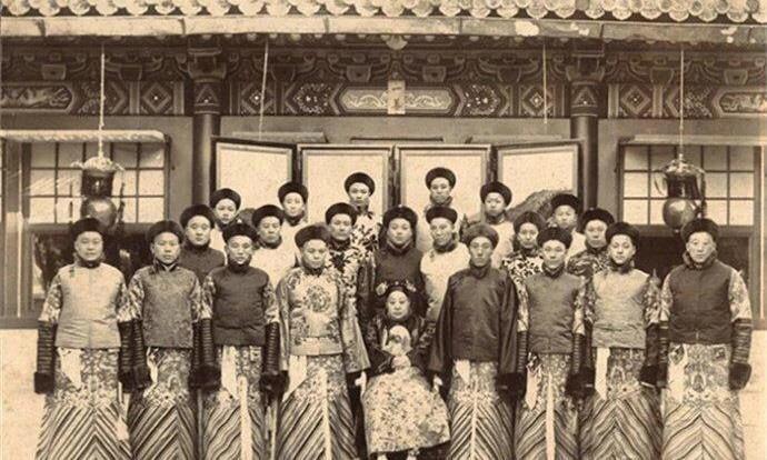 慈禧太后去世之后，大总管李莲英，怎么也销声匿迹了，他到底去哪了？

慈禧死后，在