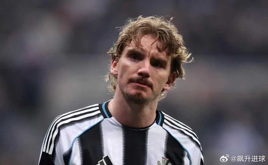 英媒：纽卡已经盯上索兰克，将会出售沃尔特马德据talkSPORT了解，纽卡斯尔将