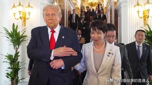高市早苗连夜飞赴华盛顿，对外说是去讨论中东和平，实际上行李里揣着10万亿日元的投