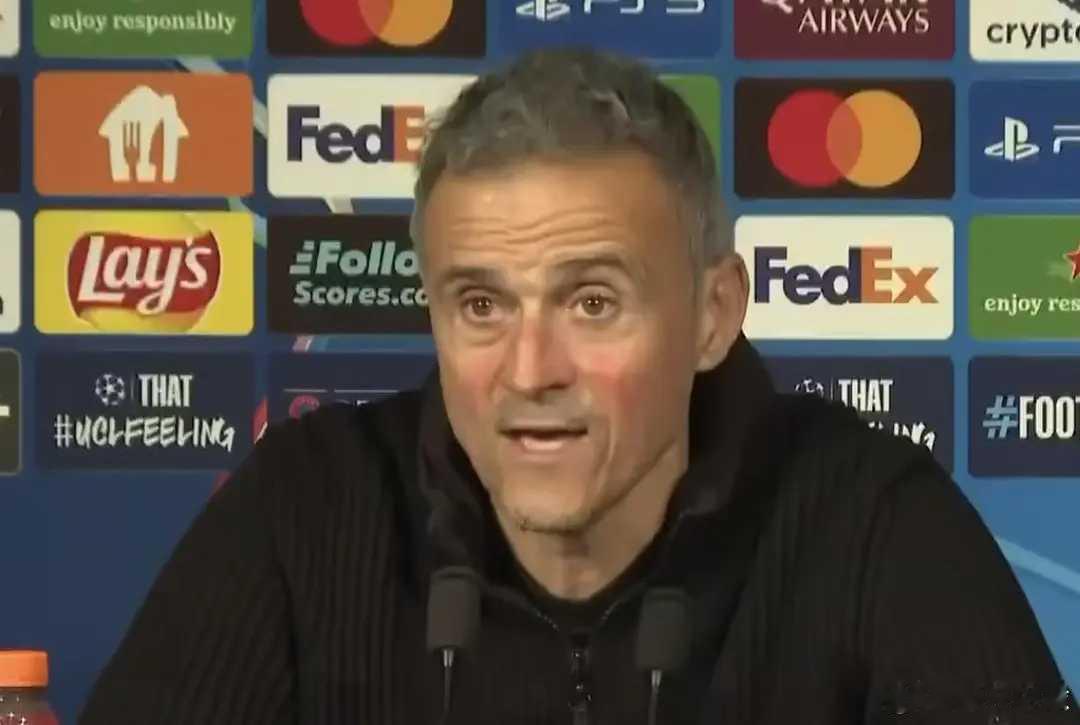 恩里克：KK的脚踝受伤且情况复杂；我们其实配得上赢下比赛北京时间1月29日，欧冠