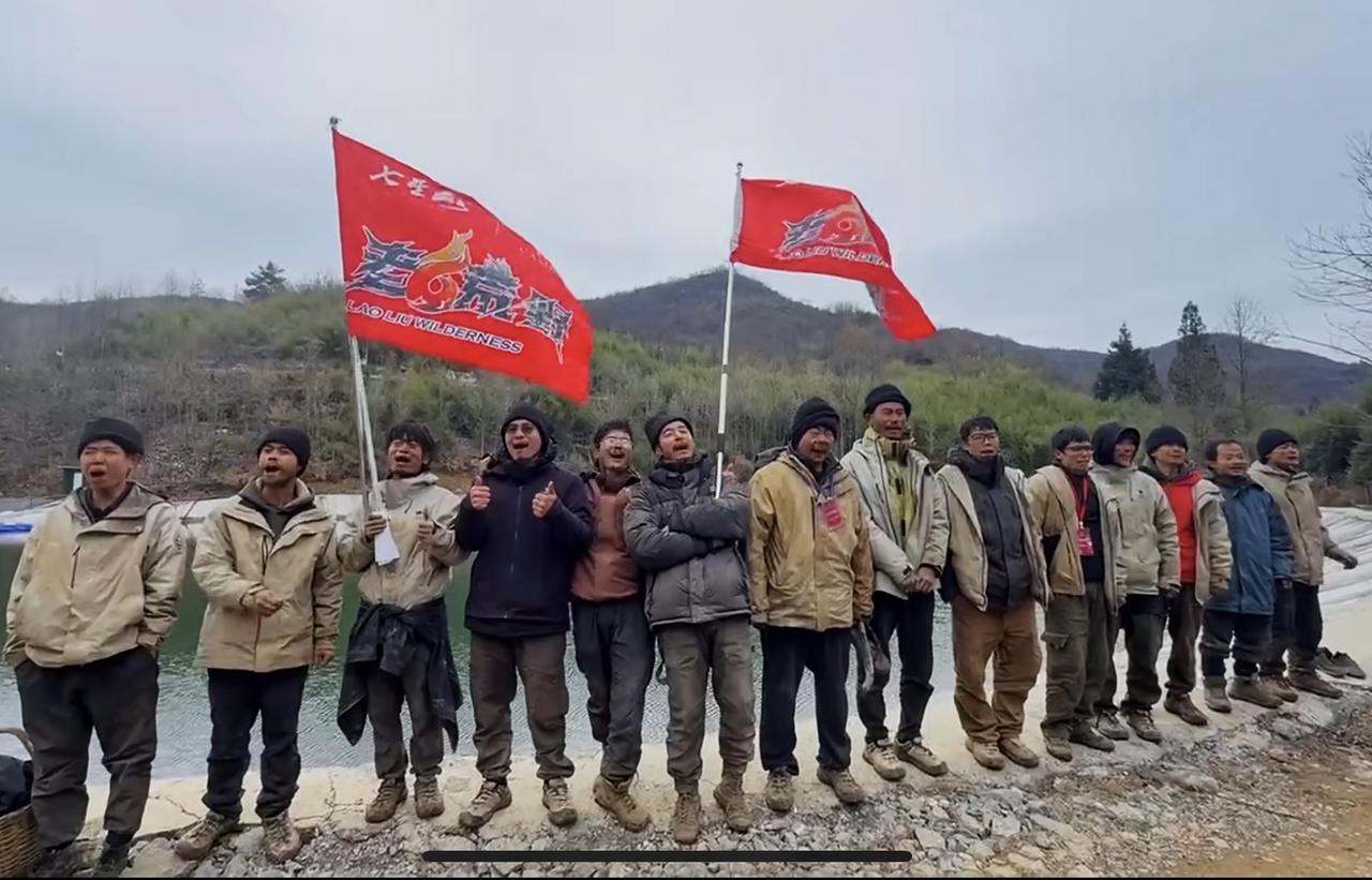 荒野求生晋级14人，

进入决赛的却是13人，

不是因为林北主动退赛了，而是因