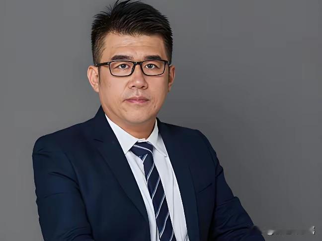 现在最难受的应该是川大的校长吧！他完全没想到自己学校特聘的研究员、博导，竟然一举