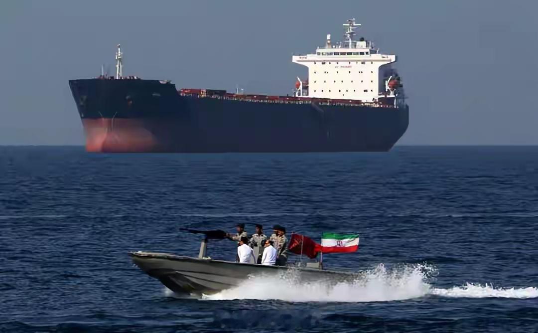 中方回应促使伊朗同意停火中国在局势濒临全面失控的关键时刻发挥了至关重要的斡旋调解