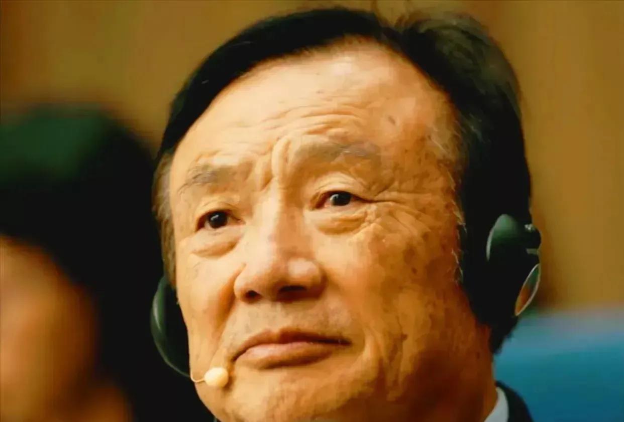 该来的总会来的！加拿大这回哭惨了！

华为在毫无征兆下直接宣布停止对加拿大授权其