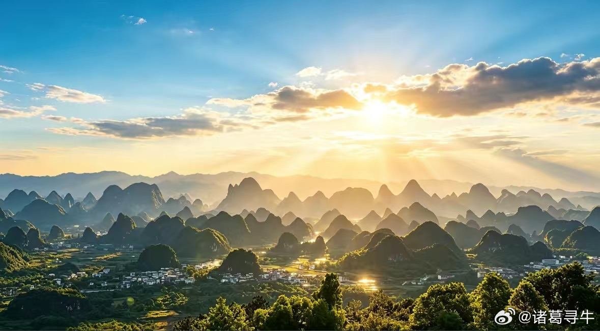 早上好！新的一天如约而至，愿保持一份平和心态，从容面对市场起伏，把握合适机会，诸