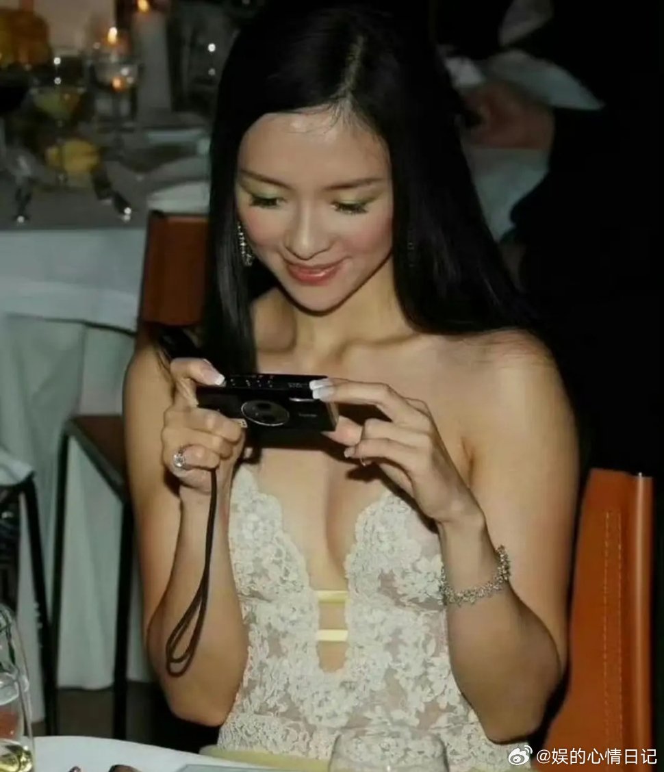 20出头的国际章 ​​​