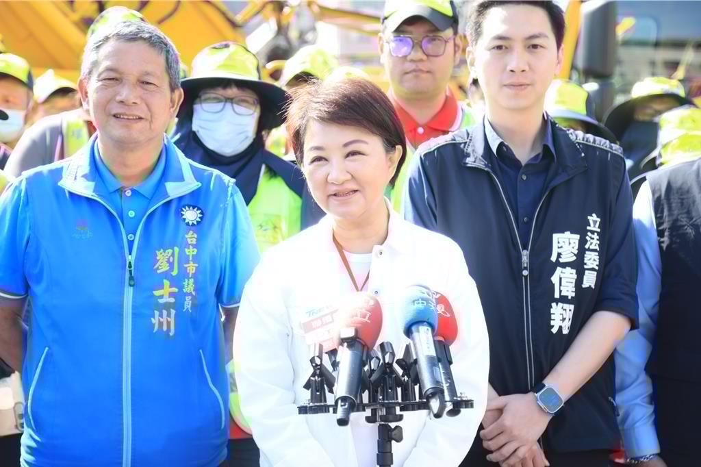 避谈访美？卢秀燕神隐3日无公开行程，下次露面是228追思会
中国国民党籍台中市长