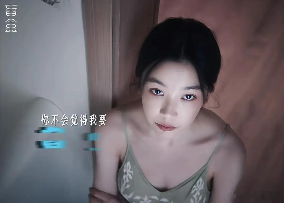 易梦玲真拍起来戏了，原生脸疯狂顶号中