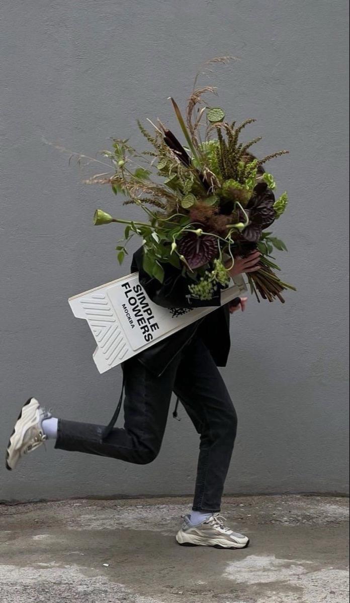 钩针编织 花与生活 让喜欢的事成为生活 一束花的仪式感 好看的花一定要分享给你