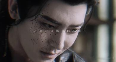 侯明昊新剧疯起来发了狠忘了情谁懂侯明昊脸颊染血这一幕 剧中脸颊带血的镜头成为极具