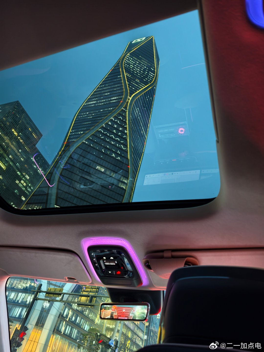 其实，向上这边，很多产品都会做调整，比如那啥以后会加长。他们自己也会去做针对市场