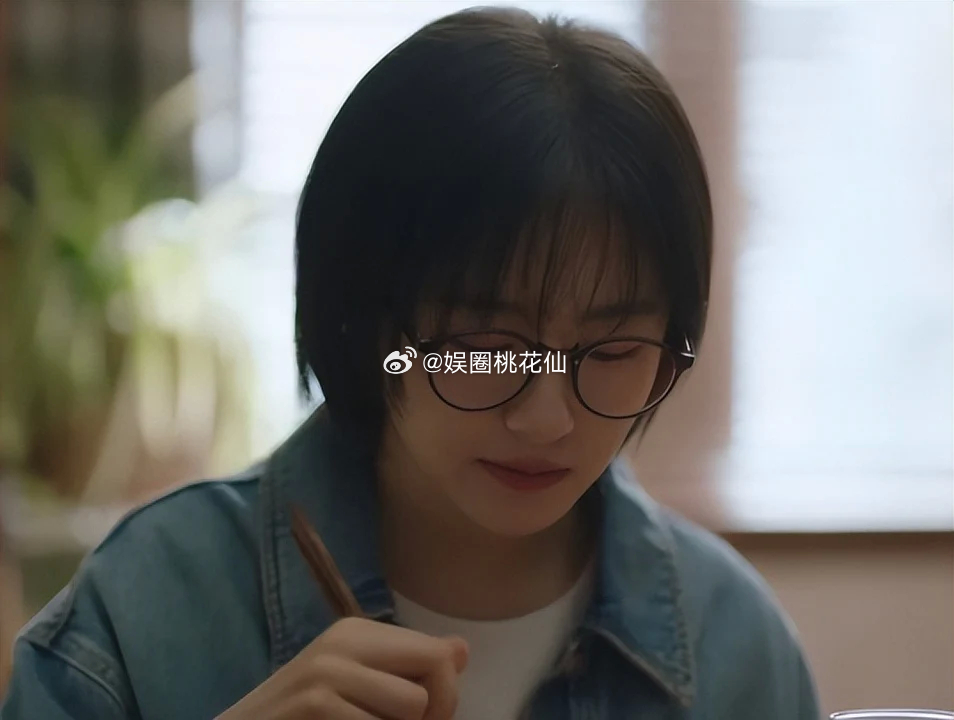 《一路朝阳》中李兰迪当她一出场，李慕嘉该有的特点在她身上体现得淋漓尽致。初生牛犊