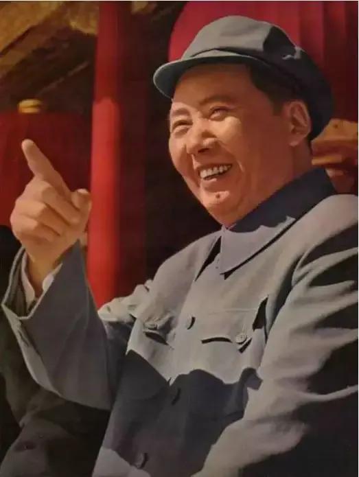 热爱人民的人，只会永远被人民铭记和怀念

伟人已经离开这个世界有49年了，为什么