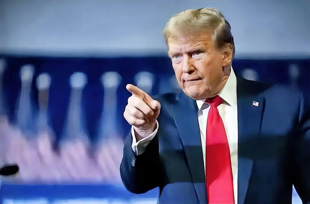 特朗普这两件事，恐怕永远也解释不清了！

第一件事，他曾说“在上任后24小时内结