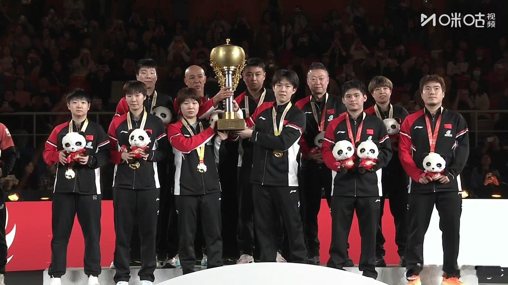 男队：王楚钦、林诗栋、梁靖崑、徐瑛彬女队：孙颖莎、王曼昱、王艺迪、蒯曼再次祝贺国