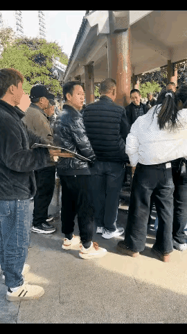 叫我当场就翻脸了，永不来往
敢翻脸的人 沟通翻脸 我搞怪的别骂
