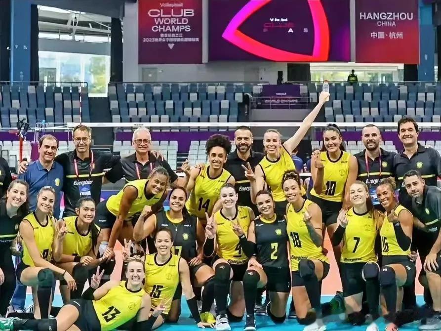 2023世界女子排球俱乐部锦标赛(世俱杯)12月14日赛况、小组排名:
A组:
