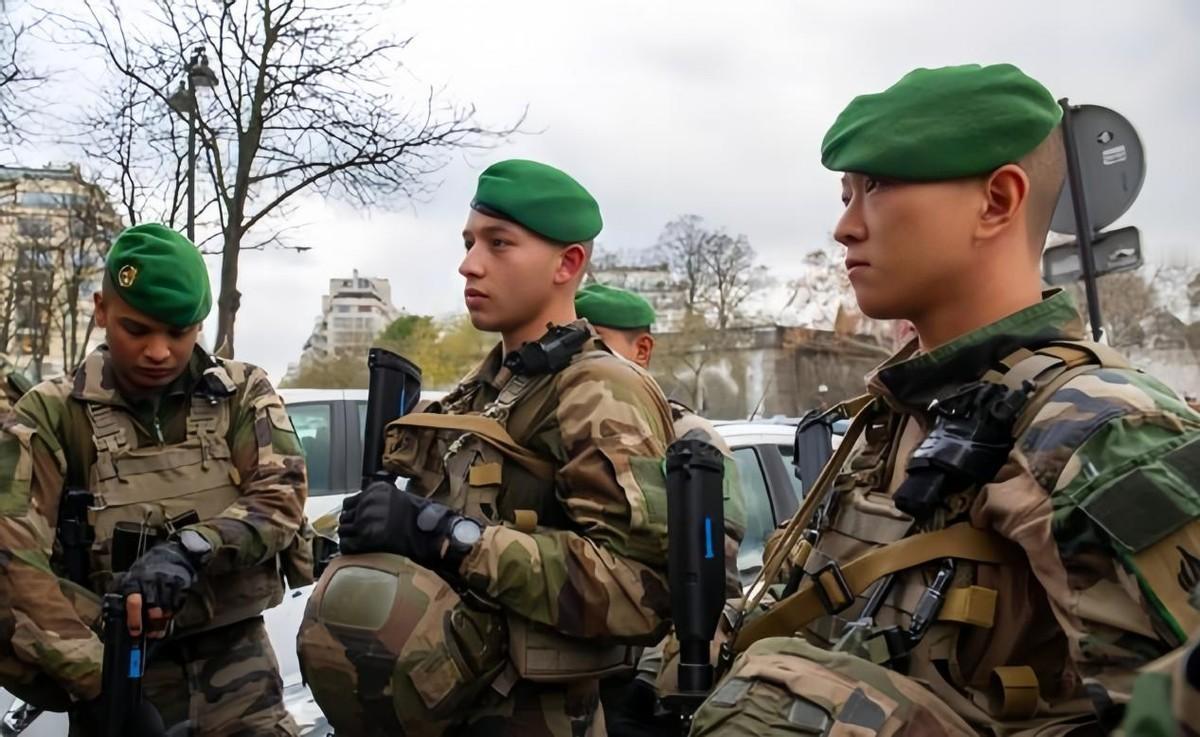 法国外籍军团要进入乌克兰，不是要和俄军打仗！而是要夺取敖德萨，以及控制伊利乔夫斯