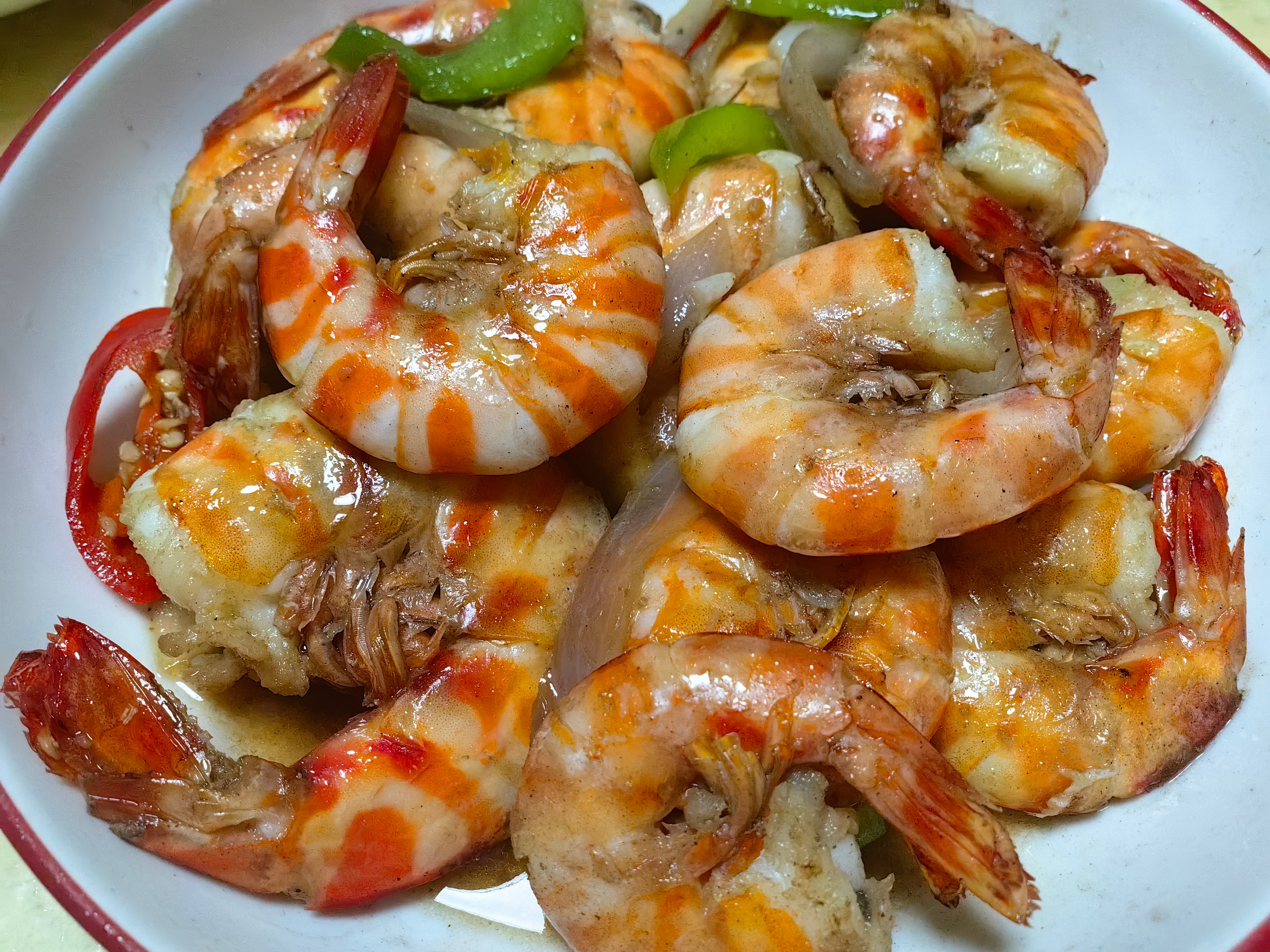 家常菜[超话] 鱼汤，菜花，大虾，红烧鲫鱼。 ​​​