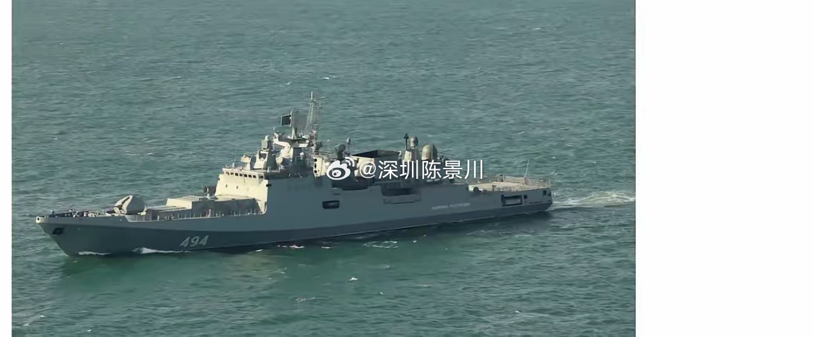6月14日，英国扣押俄罗斯油轮，硬气得不行。两天后，俄军舰在英吉利海峡对着英国船