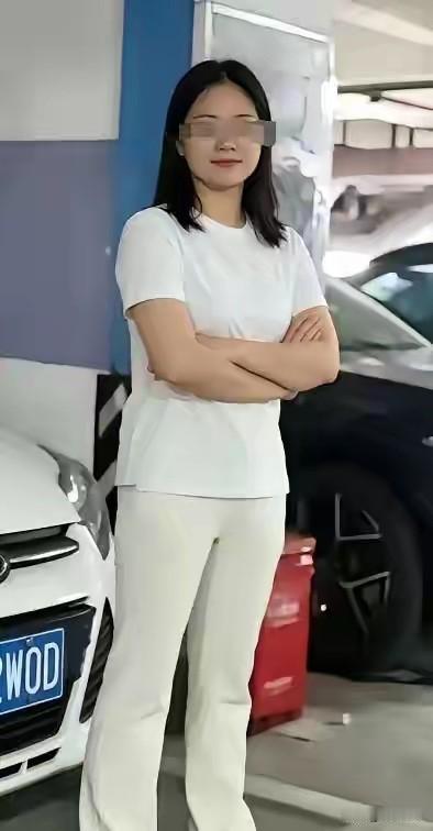 作为一向恪守规矩，且也如此教导孩子之人
我对破坏规矩、蛮横无理之徒厌恶至极
倘若