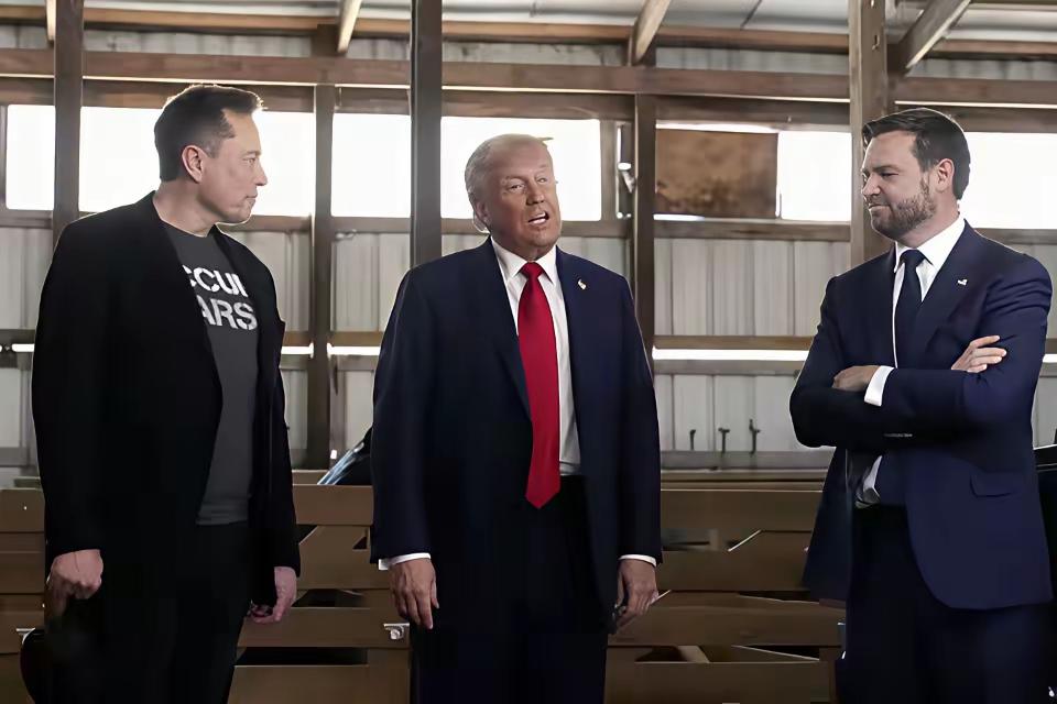 ​马斯克选择是对的，离开了美国政府，离开了效率部长，最终迎来的是巨大的成功，他跃