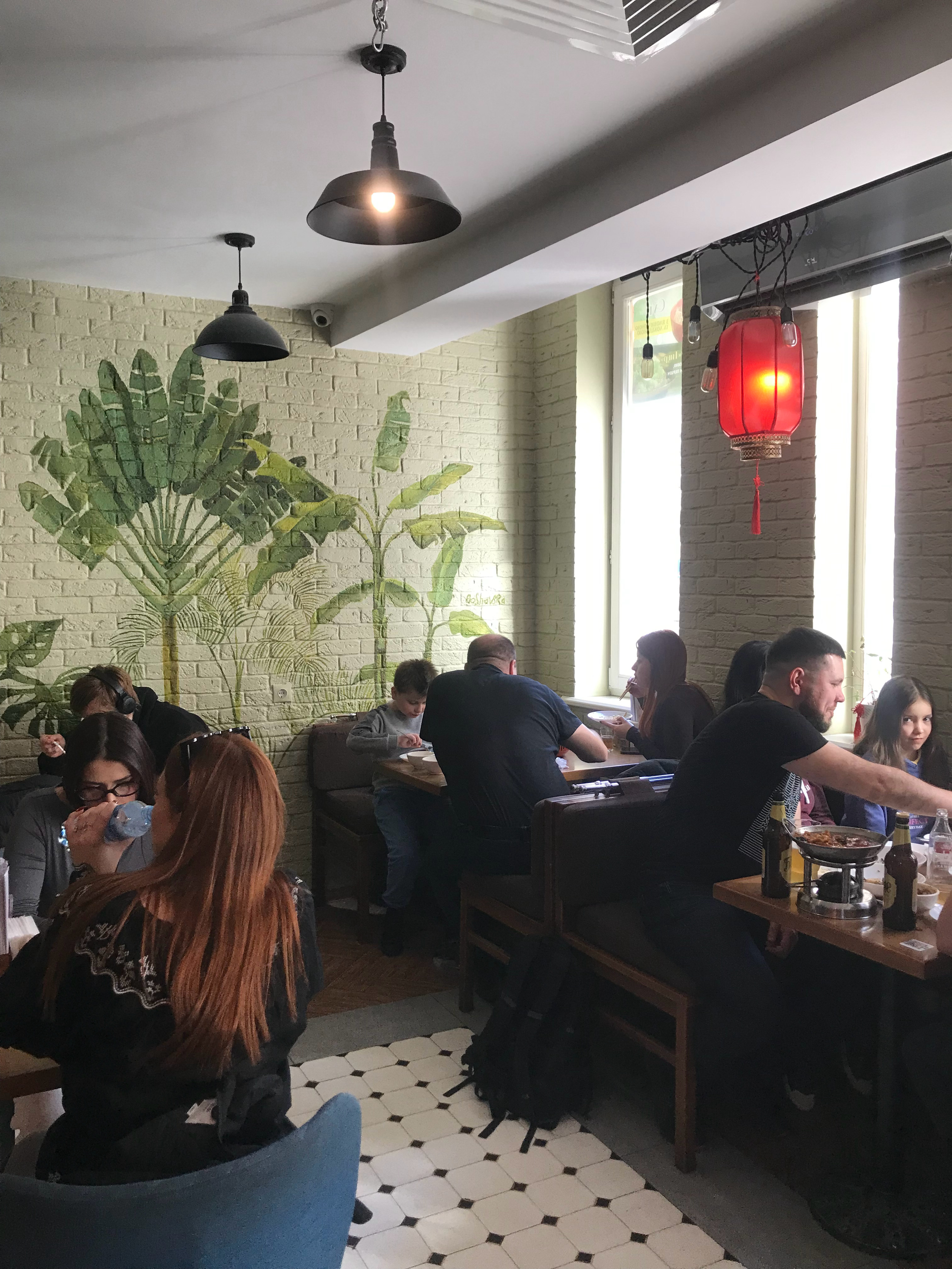 基辅中餐馆，开心的乌克兰人 乌克兰·基辅