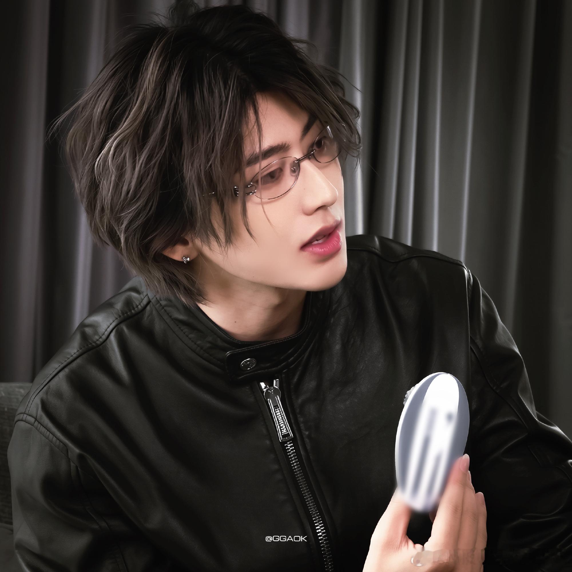 🖤蔡徐坤thedeadman演唱会 🤍蔡徐坤丸美品牌全球代言人 ♡₊⁺🍴?
