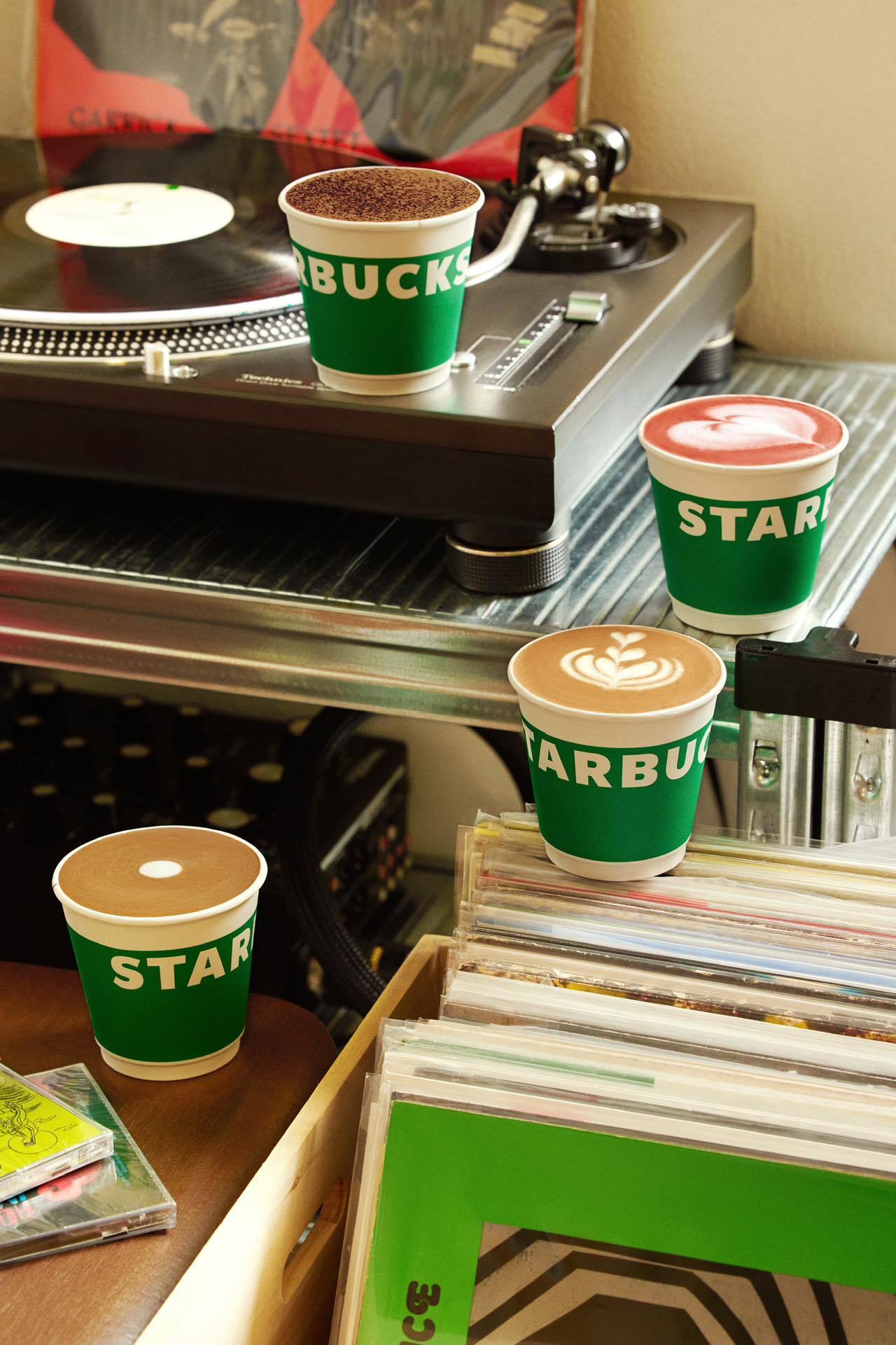 宝子们！日常咖星人的福音来咯～今天#星巴克小杯# \浓/系列登场啦！259ml全