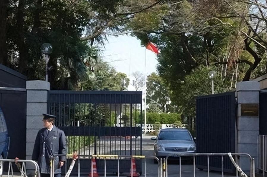 今天，驻日大使馆，官方发布了一条推文：其中，有一句话，就能够让日本政界彻底闭嘴，