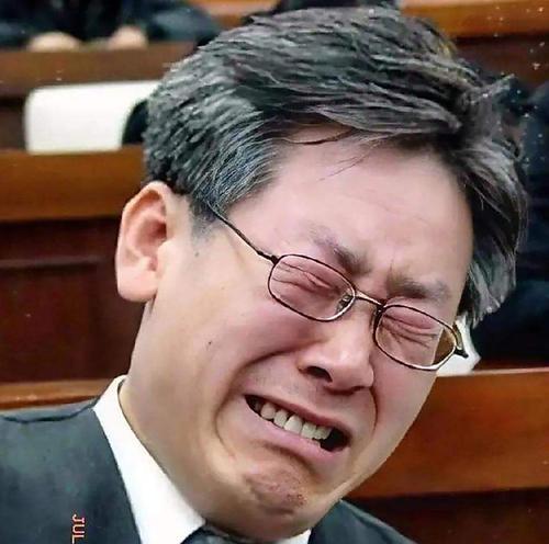 韩国总统要哭了，美国在韩国部署了“萨德”反导系统可能成为摆设，因为​伊朗近几天接