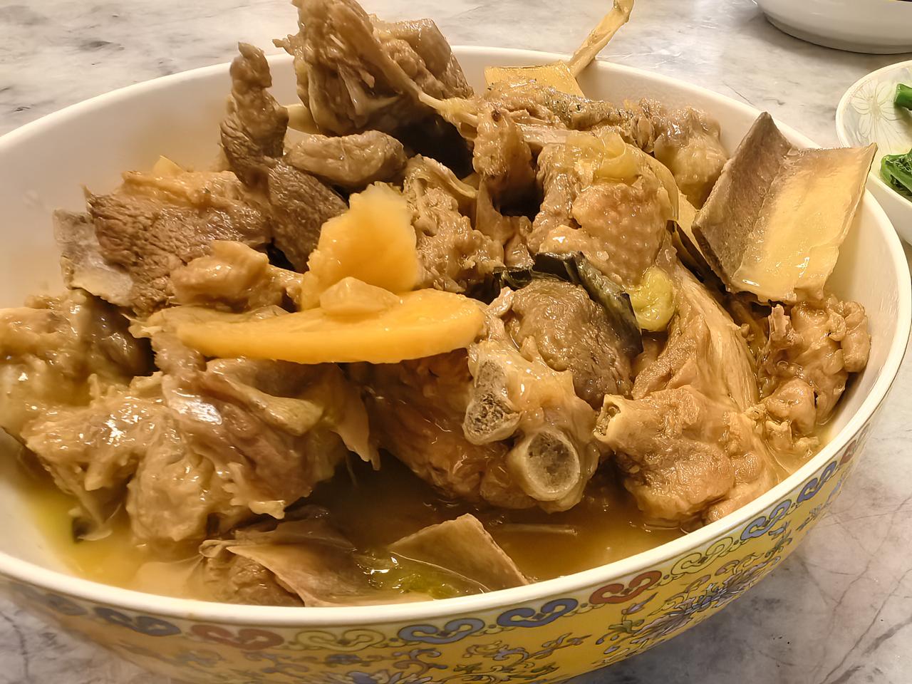 明日晌午用膳完毕，我将小外孙女送往学校之后，将再度被辞退，又一次陷入下岗之境。