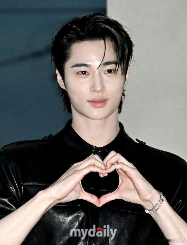 首尔独立电影节×边佑锡制作支援最终选定的三部作品公布🎬三部作品为：朴正彬导演的