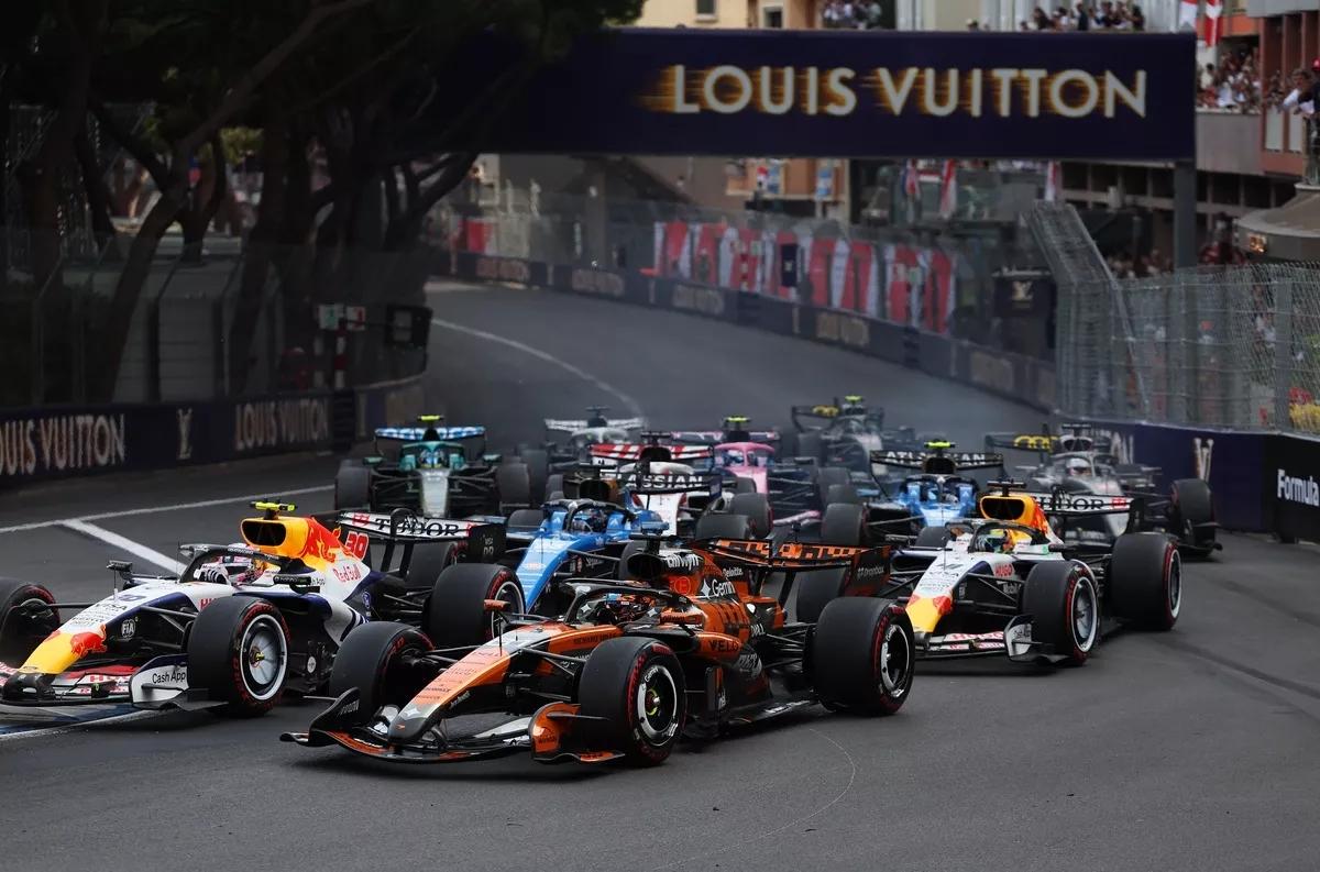 F1 - 西班牙站 2026 新规落地！50:50 混动 + 轻量化，赛车彻底 