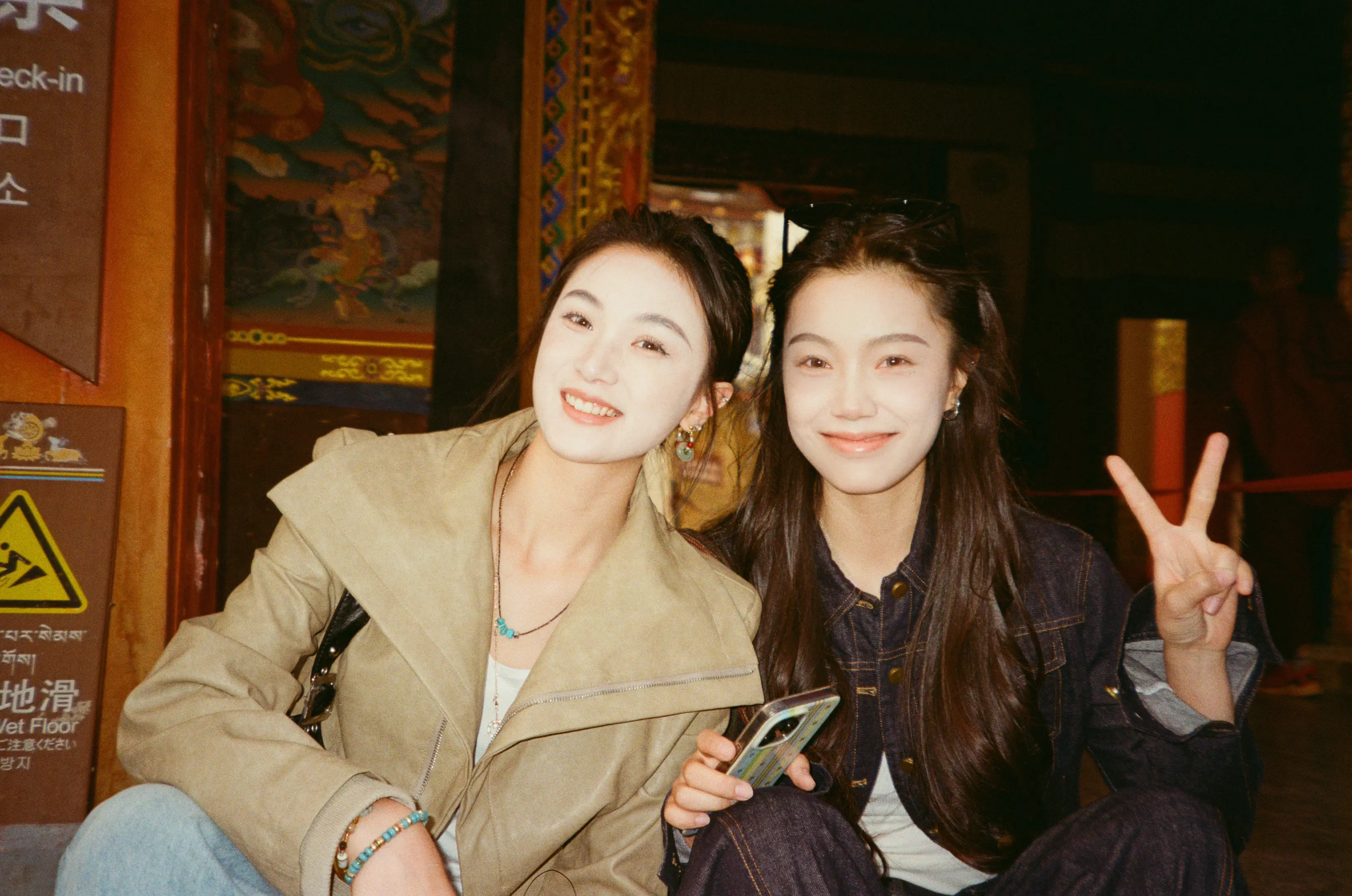 我们比恋人有着更深的羁绊