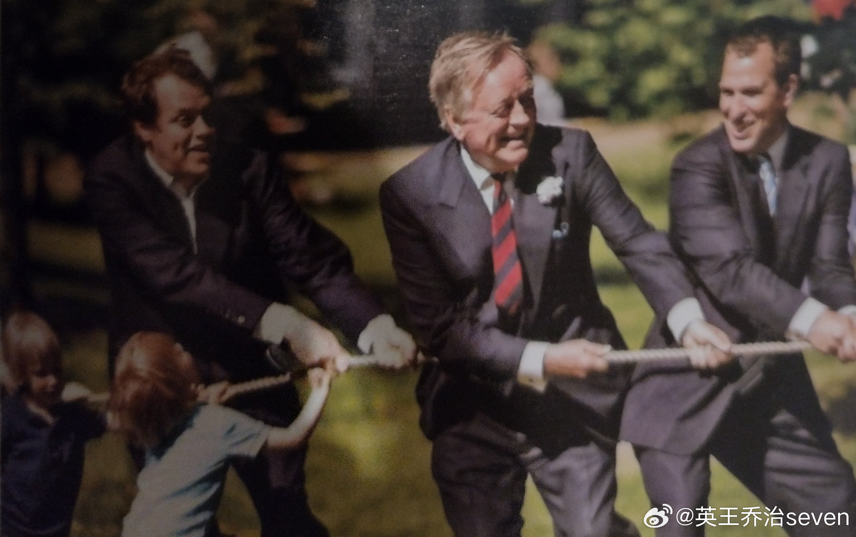 【分享】一张可爱的照片。出处如下⬇️