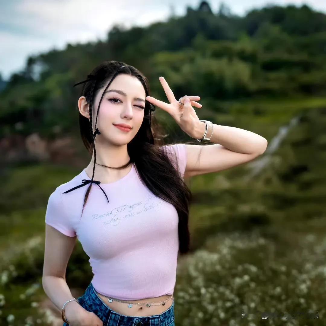 女人如何穿出含蓄的性感?吉娜爱丽丝私服图集，活力上线 ​​​