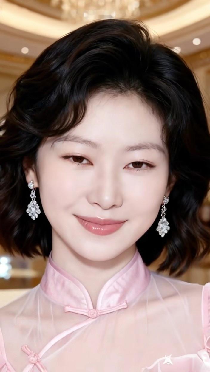 优雅气质，粉嫩柔美，尽显东方韵味