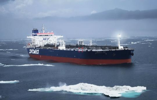 美国缺的是这一船油吗？说白了，美国现在之所以盯着“贝拉1号”不放，原因很简单，那