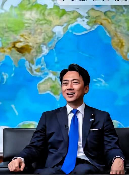 日本防长小泉进次郎这回，真是丢人丢到家门口了。
​6月17号，G7峰会刚散场，人