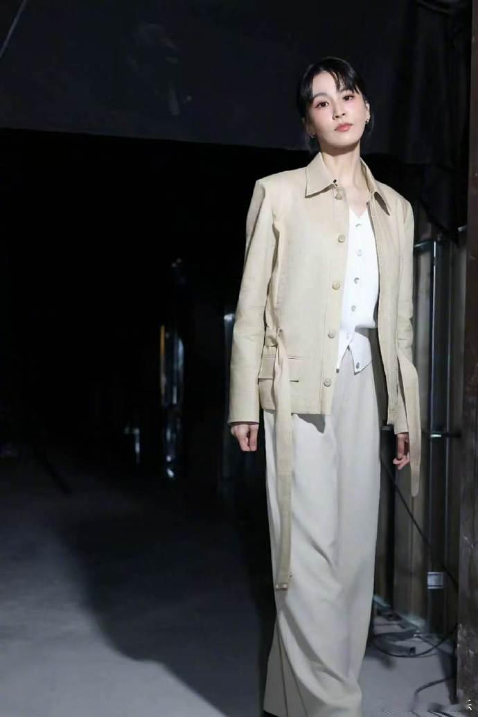 曾沛慈报声乐大师班每次合唱的时候她都稳稳托底，现在才知道私下付出了这么多，每一份