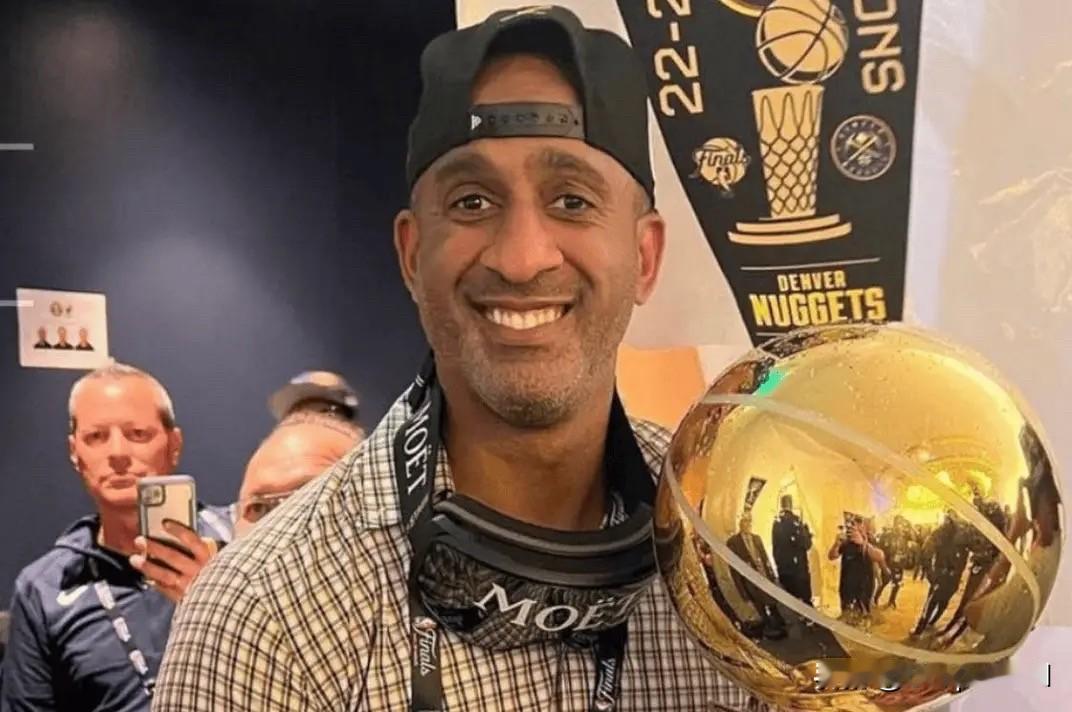 NBA记者Michael Scotto报道，联盟消息源透露，凯尔特人正在聘用德鲁