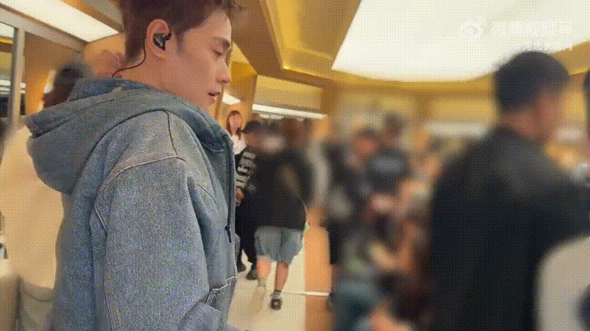 曹骏二公小考vlog原来光鲜的小考背后是这么多反复练习，vlog记录下曹骏一点点