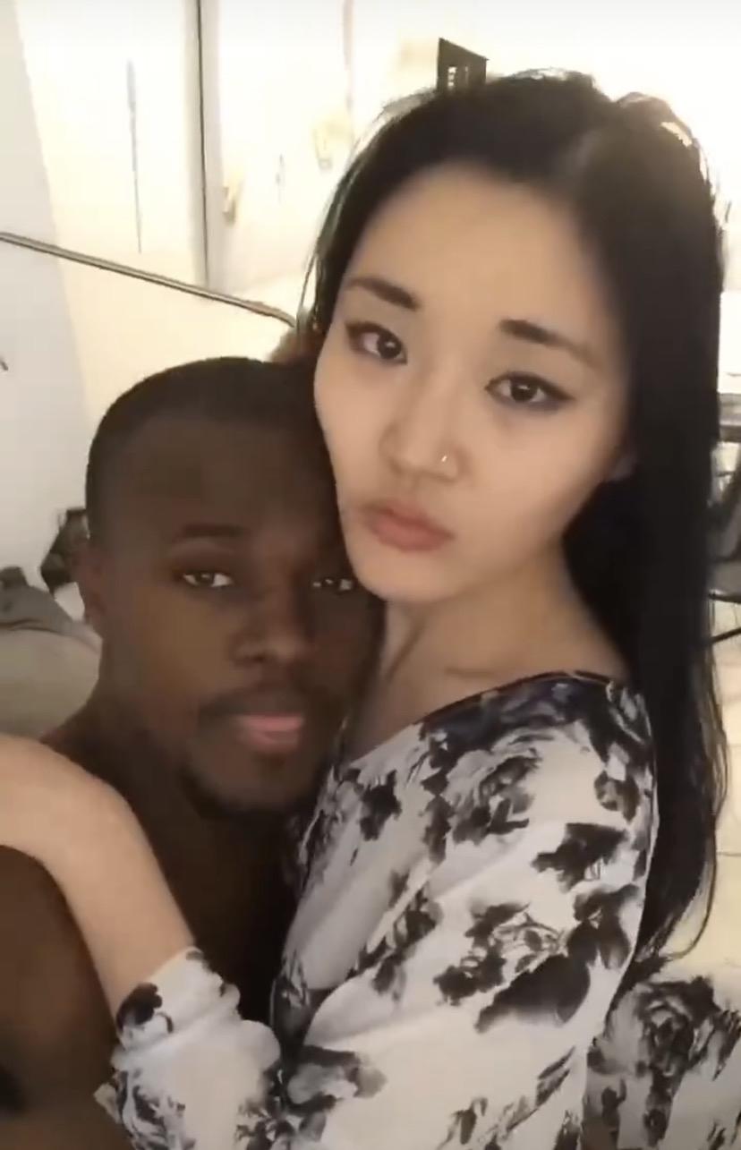 请问，美女，你怎么下得了嘴？

有点廉耻之心好吗？夏日生活打卡季 媚黑 伦理